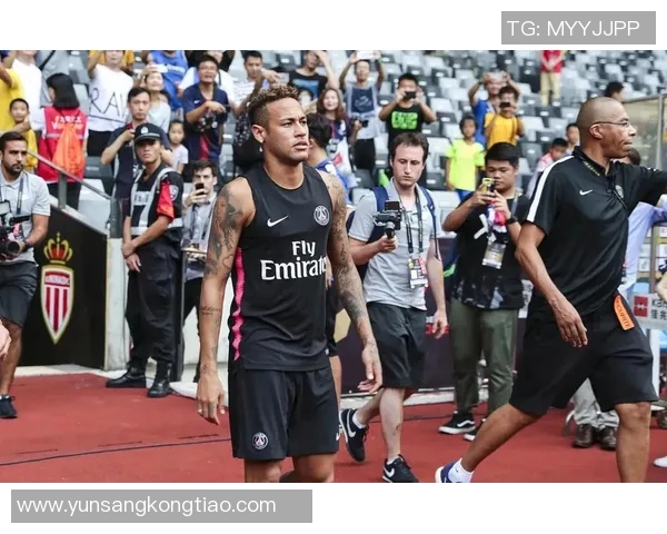 内马尔回归法甲！巴黎圣日耳曼开启豪门复兴计划，球迷翘首以盼