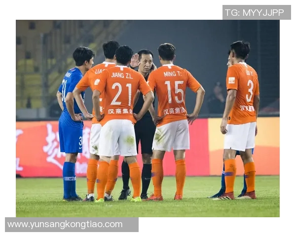 武汉卓尔足球俱乐部奋勇争先全力以赴力争中超赛季佳绩再创辉煌