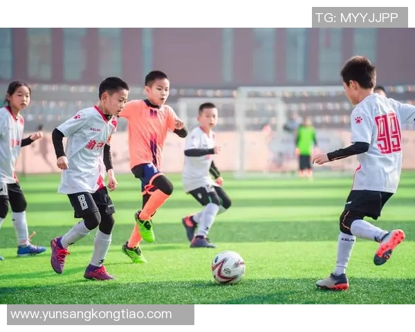 四平俱乐部足球比赛精彩直播全程回顾与精彩瞬间分享