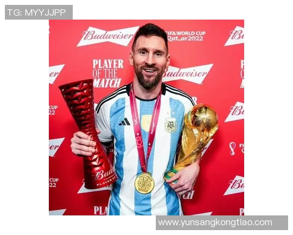 梅西的传奇旅程：从巴萨到巴黎的足球巨星成长史与未来展望